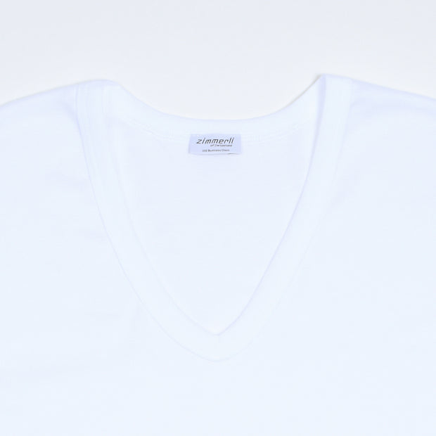 V-neck T-shirt 222 Business Class - White